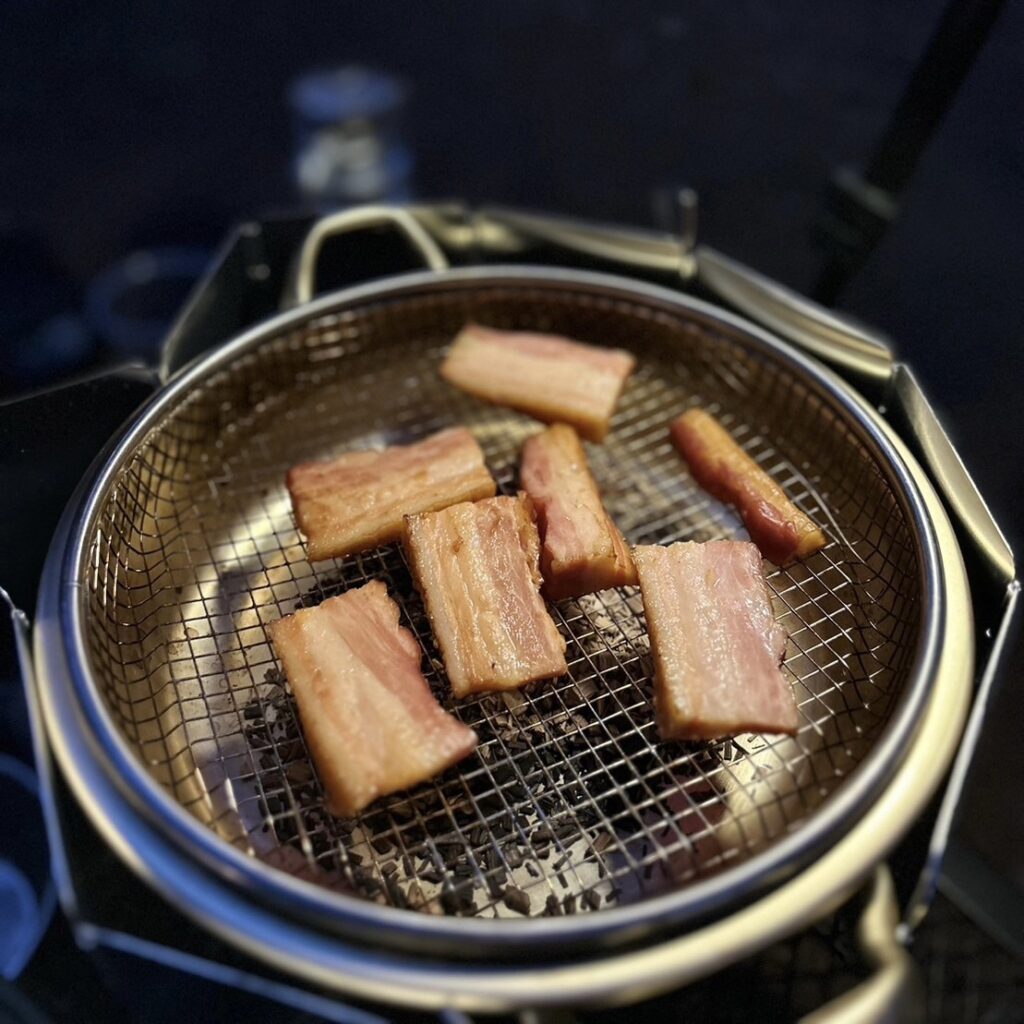 食材を並べている画像